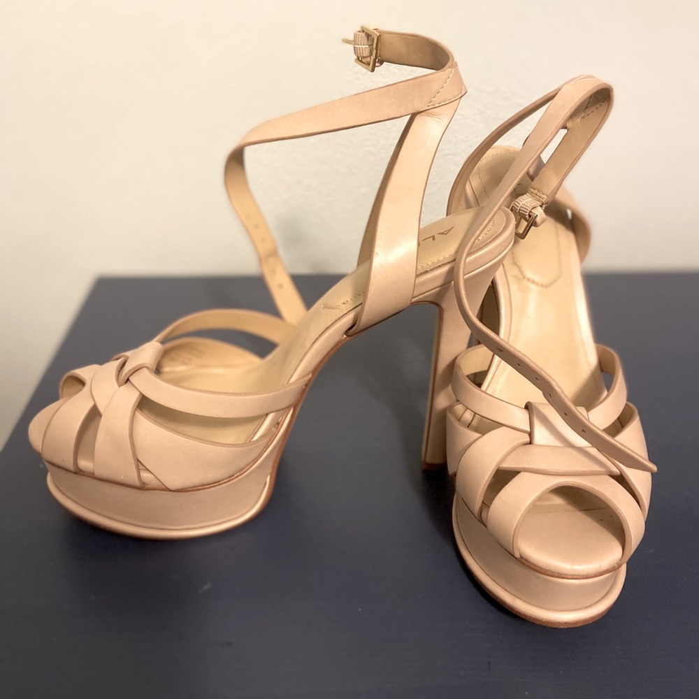 Nude/Blush heel